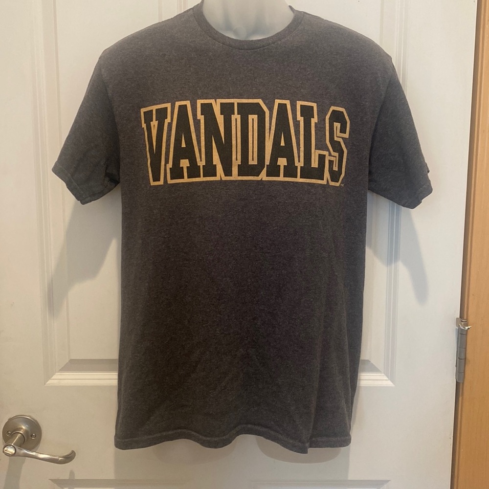 Mens Short Sleeve Casual T-Shirt. Size M